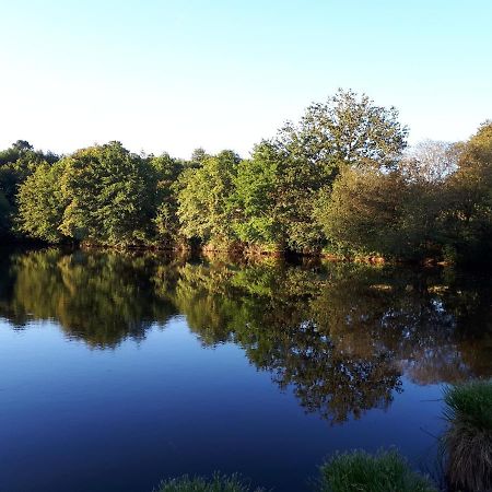 Gite De Lac Tranquille Plaud Экстерьер фото